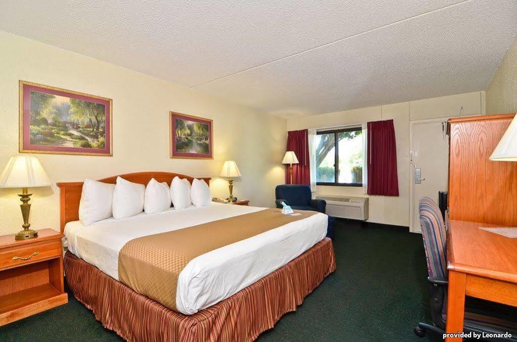 Best Western Crossroads Inn DeFuniak Springs Rom bilde