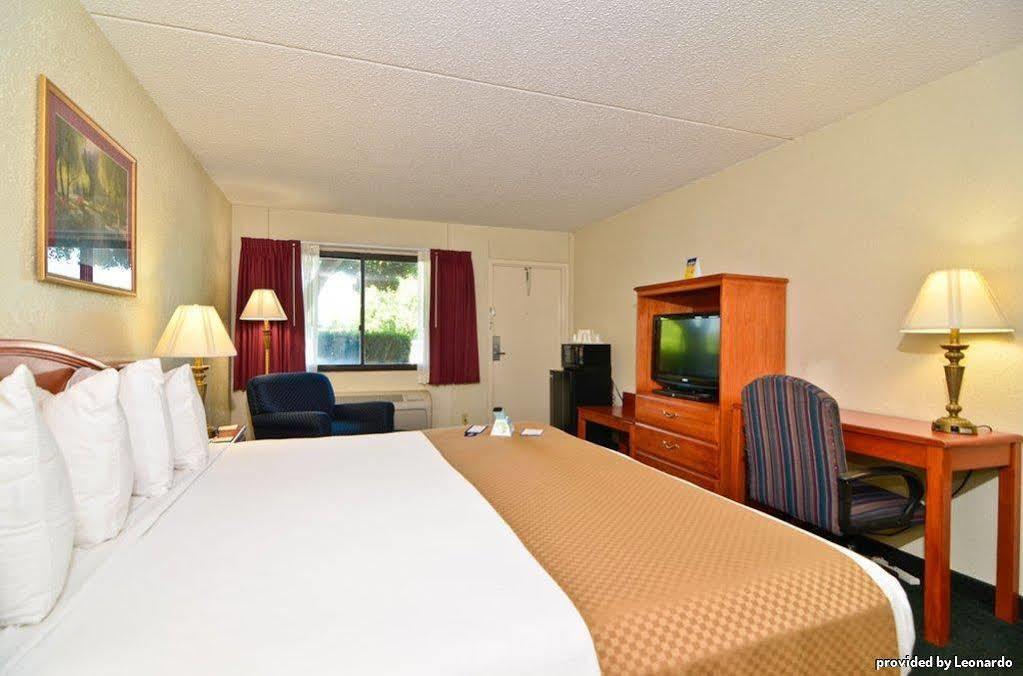 Best Western Crossroads Inn DeFuniak Springs Rom bilde